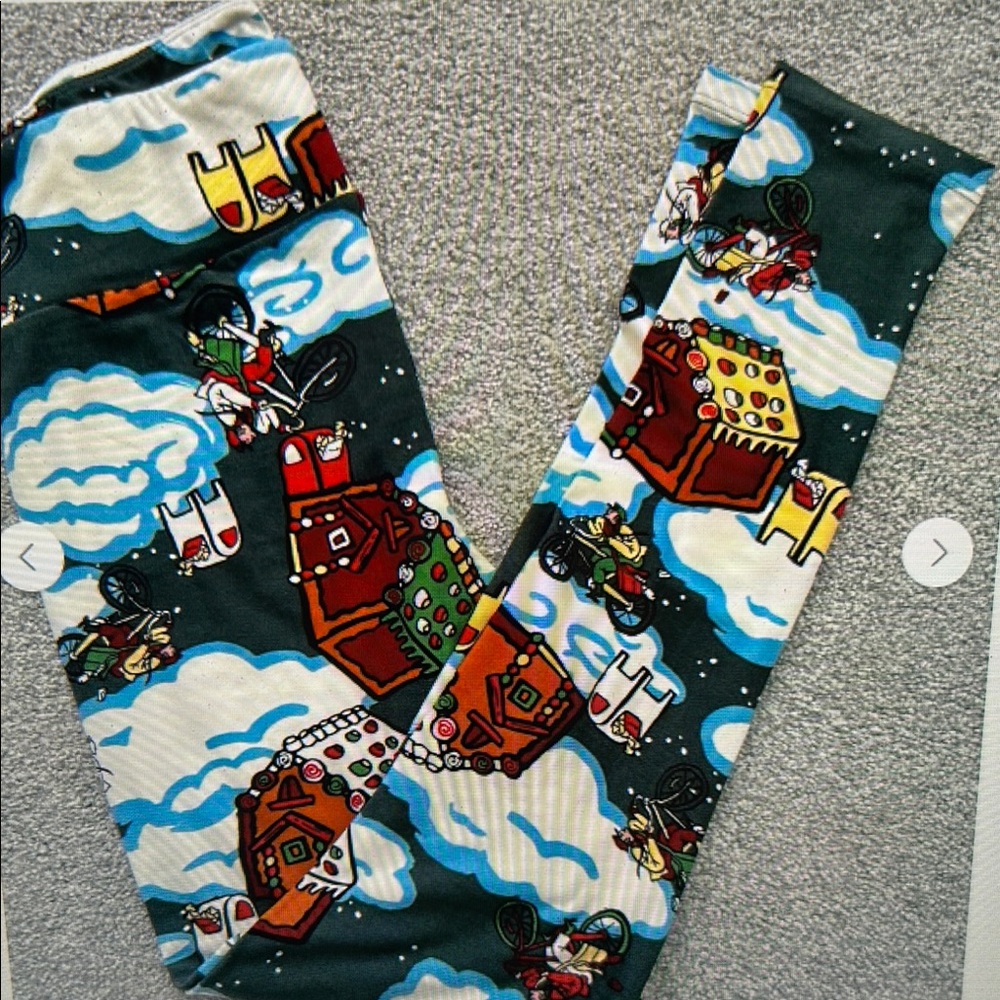 LuLaRoe Christmas Leggings Tall & Curvy